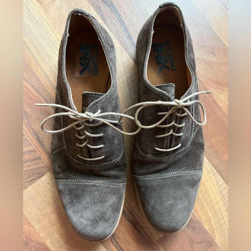 Men’s Brown Suede Lace Up Shoes - Picture 3 of 8